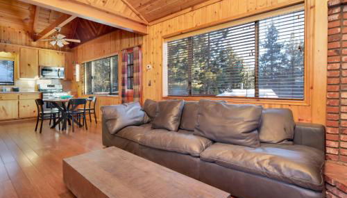 Fawnskin Pines by Big Bear Vacations Charming Mountain Cottage - Foto 3