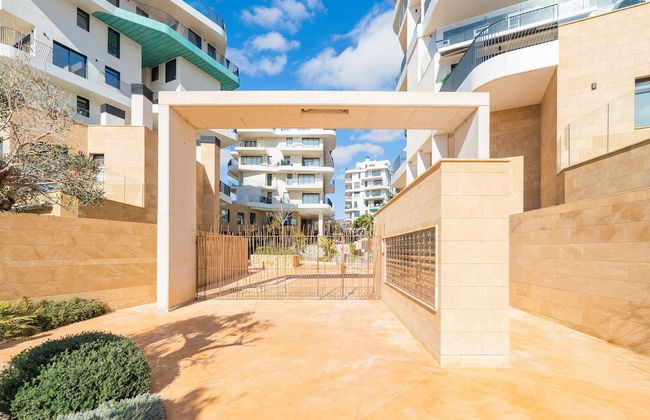 Villajoyosa Home With Shared Pool - Foto 2