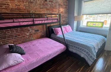 Chic 5 BD home in Little Italy - Foto 24