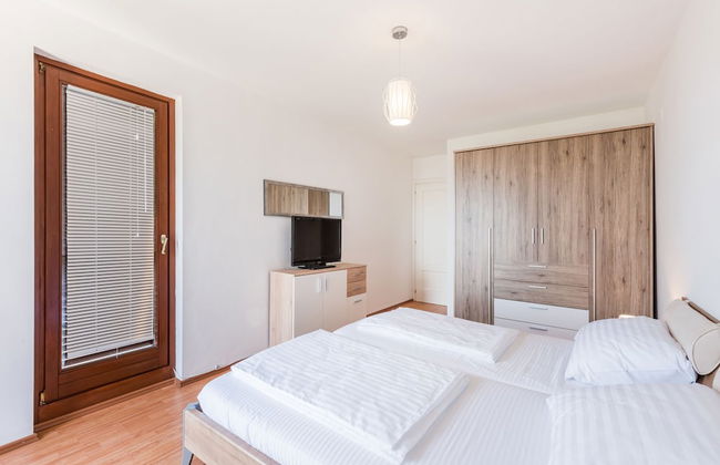 Apartments Mrs Brightside - Photo 12