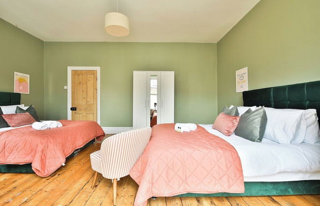 4 Bed House with Pool Table & Parking - Foto 35