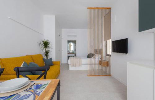 FLORIT FLATS - Stylish Studio by the Joaquin Sorolla Station - Photo 17