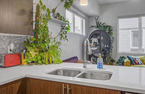 Spacious Denver Home with Private Rooftop Spa - Photo 17