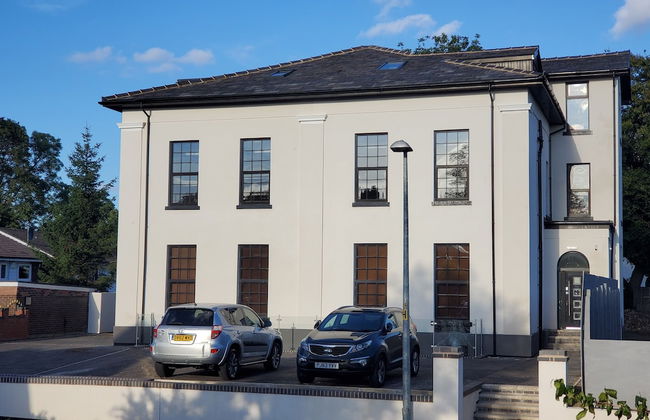 The Ashcroft Apartments - Photo 1