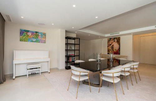 Stunning 6-Bedroom Villa in Guadalmina Baja - Foto 36