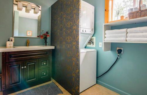 Serene Retreat on a Stream - Photo 39