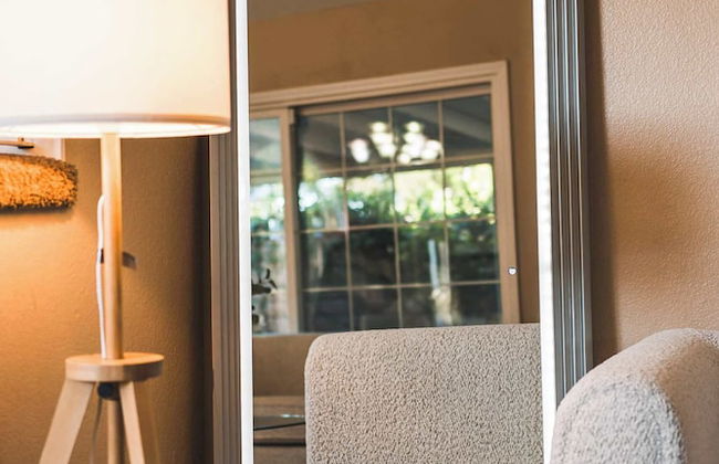 Spacious Retreat w Modern Decor and Private Yard - Photo 49