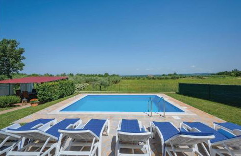 Four-Bedroom Holiday Home In Mihatovici - Foto 9