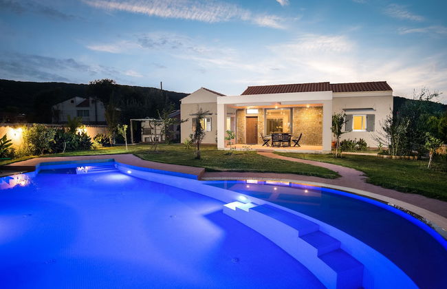 Three Stars Luxury Villas - Foto 1