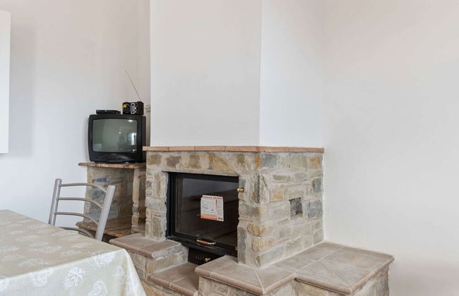 Apartment in Agropoli With Garden - Photo 21