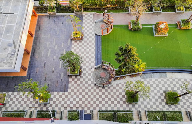 Luxurious 2Br At Vida View Makassar Apartment - Photo 27