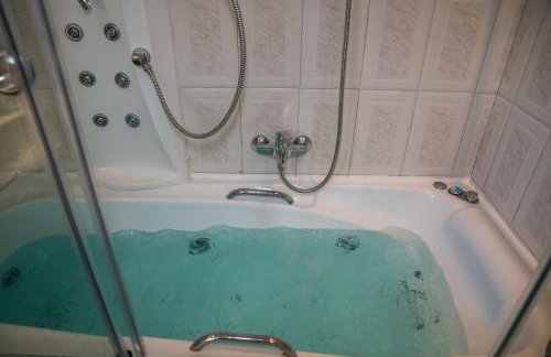 Paradise Bar Apartments - Photo 36