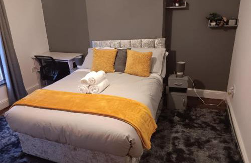 Comfortable Home From Home Bolton Central - Sleeps - 10 - Foto 20