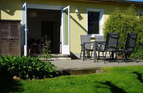 Klättes Ferienwohnung mit Garten - Foto 13
