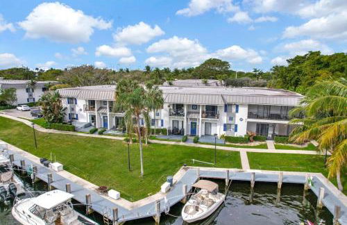 Serene Poolside Getaway Lake Access Parking - Foto 42