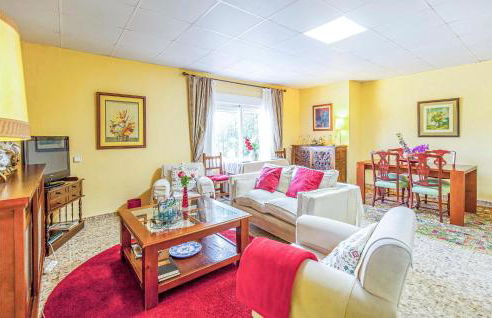 Lovely Home In Tomares With Kitchen - Foto 2