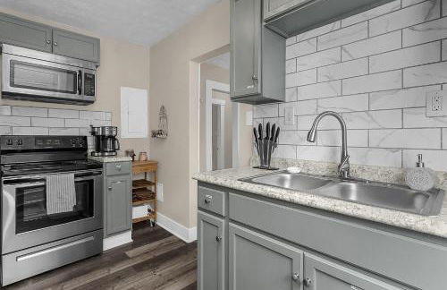 Chic 2BR near DT, 8 min walk to Park&Conservatory - Foto 21