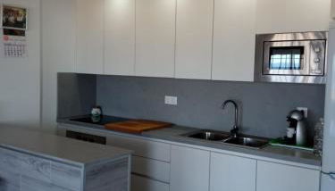 Córdoba 8 by 7Escalones - Photo 5, stove