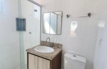 Apto. com varanda gourmet e piscina aquecida - Foto 12