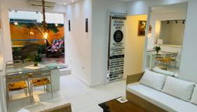 Apartamento com varanda Gourmet na praia da enseada - Foto 2