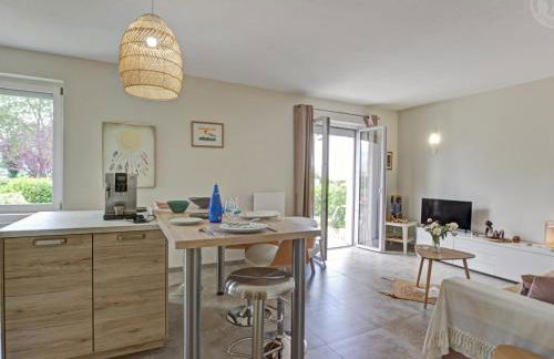 Gîte moderne avec parking sécurisé et jardin privé - FR-1-496-316 - Foto 8