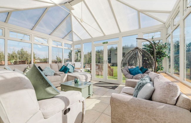 JOIVY Greenknowes Farmhouse Retreat 7 Bed With Hot Tub And Bar - Foto 16