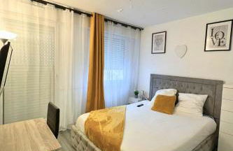 Practical Central Apartment Evry- close to Paris - Foto 1