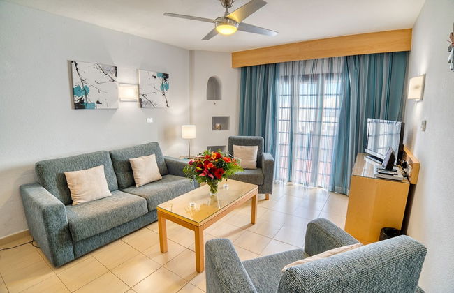 Ona Las Rosas - Photo 17