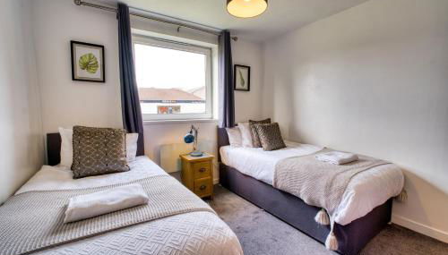 Two Bed Holiday Home with Free Parking in Inverness - Foto 5