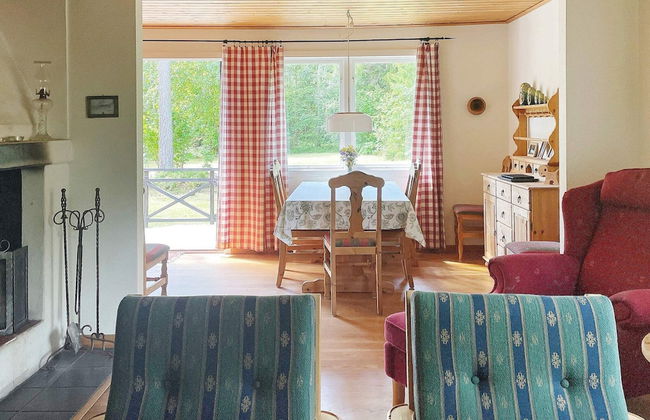 8 Person Holiday Home in Blido - Photo 9