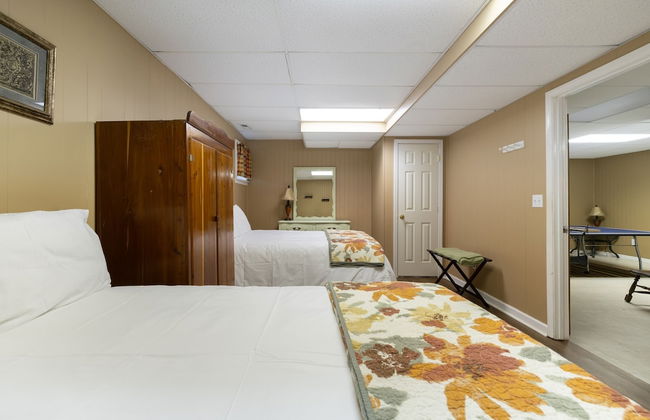 Ash Vale by Avantstay Spacious Deck w Views Ping Pong Table - Foto 25