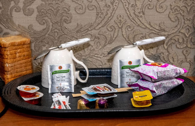 Agora Boutique - Photo 9