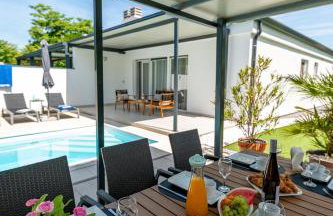 Villa Relax Home Sun - Photo 1