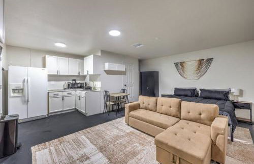 Elegant Private Studio Sleeps 4! 10Min to Strip! - Foto 3