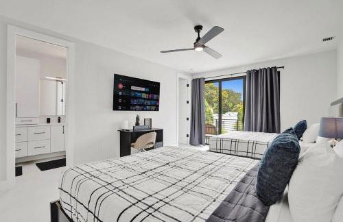 4BR w htd Pool Walk to Las Olas 5mins to Beach - Foto 61