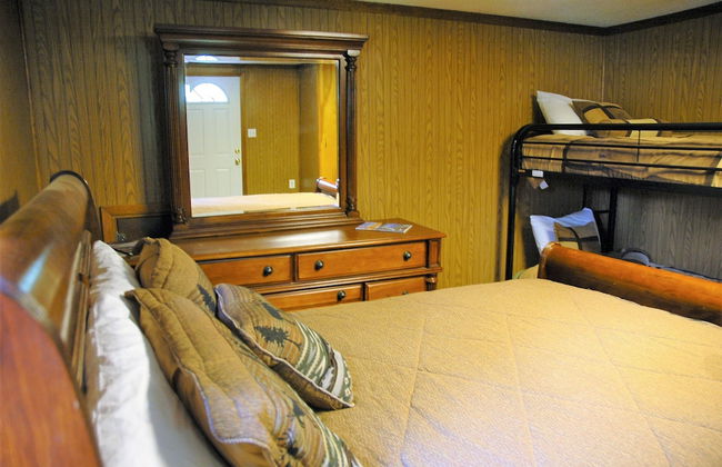 Gwin's Lodge & Roadhouse Est. 1952 - Foto 7