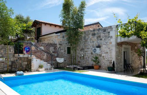 Family friendly house with a swimming pool Radovin, Zadar - 21307 - Foto 2