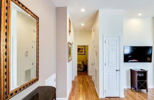 Downstairs 2BD, Downtown Savannah - Foto 11