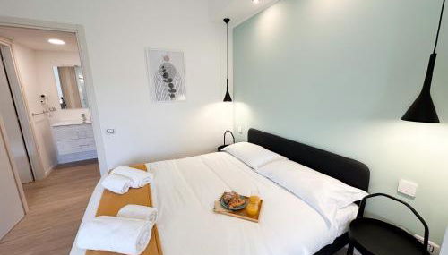 Arcimboldi's Nest - Close to Metro and Train - Foto 3