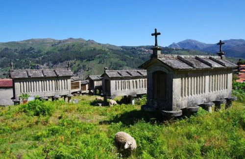 Charming house in Lindoso with terrace and parking included - Foto 8