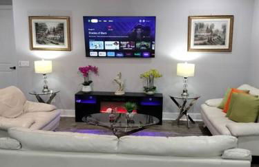 Villa White Rock in Tampa - Photo 1