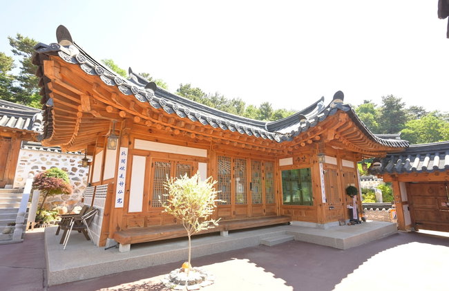 Donghae Hanok Donganjae - Foto 22