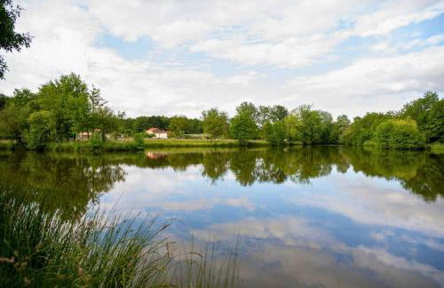 L'Evasion en Pierre Piscine et Étang Privé - Photo 38