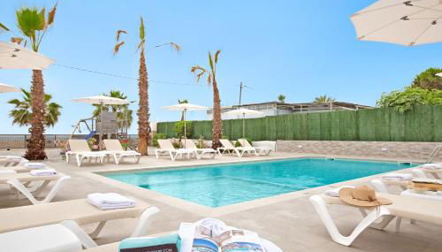 Malgrat de Mar Beachfront Village - Foto 5, sunbed