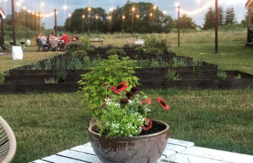 Goose Home and Garden - Photo 20