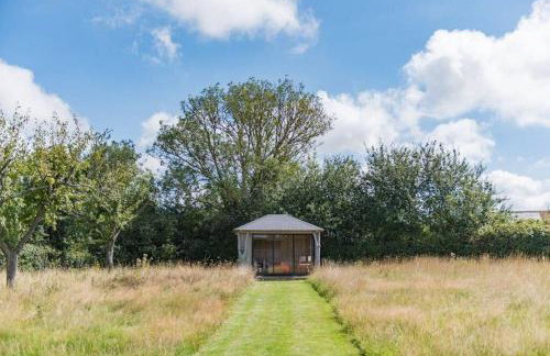 The Old Cherry Barn - Luxury barn conversion - Photo 23