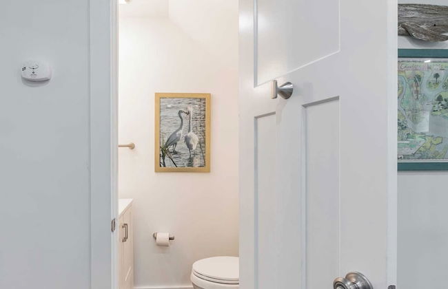 Shem Creek Retreat by Avantstay 10 Mins to Downtown Charleston Yard + Patio - Foto 20