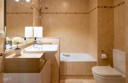 Vigo Centro 3HAB Parking incluido & WiFi 5PAX ツ by Rias Baixas Rentals - Foto 8