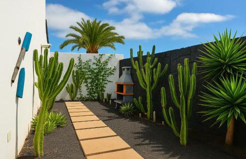 VILLA BARRACUDA - "Seaview 3min walk to the beach" - Foto 4