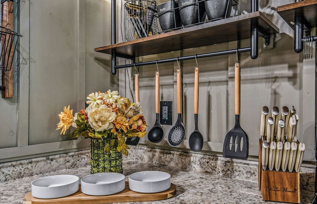 Light'n Bug Bungalow - Photo 21